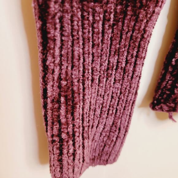 Mudd womens purple soft chenille vneck long sleeved sweater size XS - Picture 5 of 7